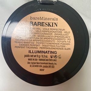 Bare skin perfecting veil  medium. New no box came in a kit